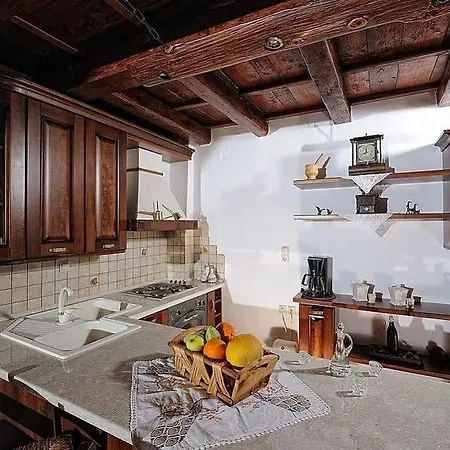 βίλλες στροφιλιά